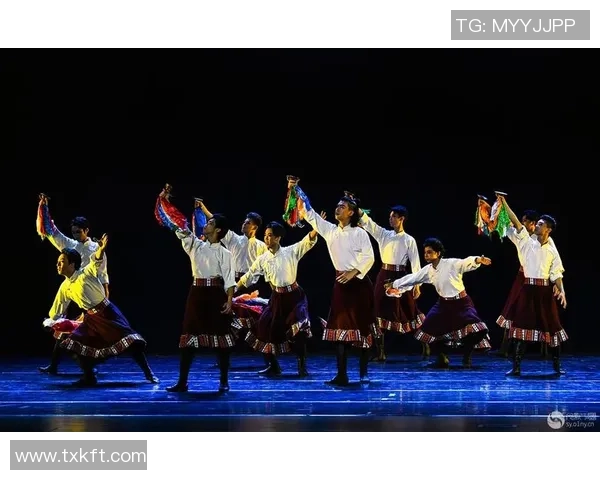 新疆足球明星巴热的崛起与成就探索他在中国足球的影响力与未来发展